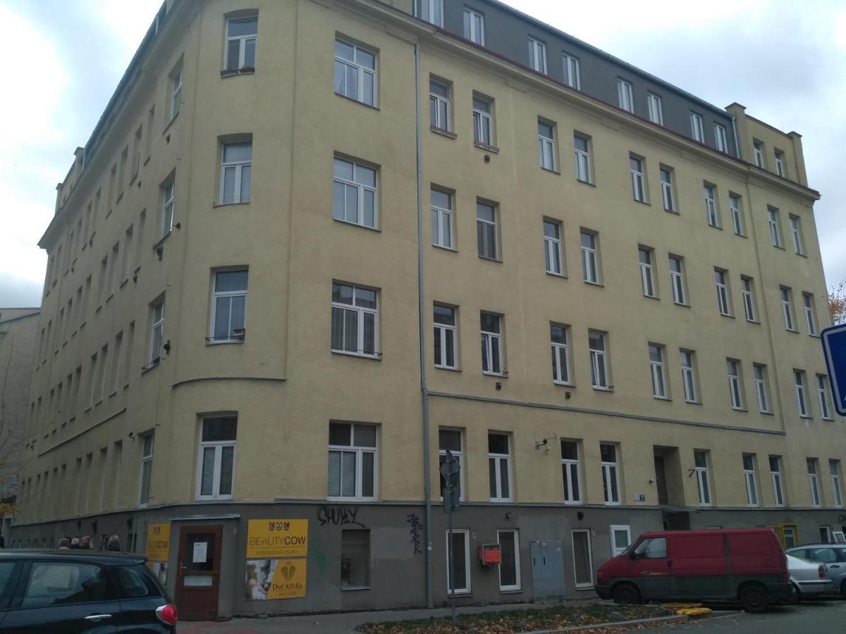 Apartment Stankova ブルノ エクステリア 写真